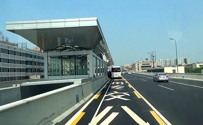 德瑞亞空壓機(jī)助力城市快速公交系統(tǒng)，節(jié)能無止盡